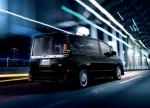 Toyota Voxy ZS Hybrid 2017 года